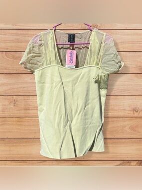 Due Per Due Pale Yellow Sheer Puff-Sleeve Women’s Top